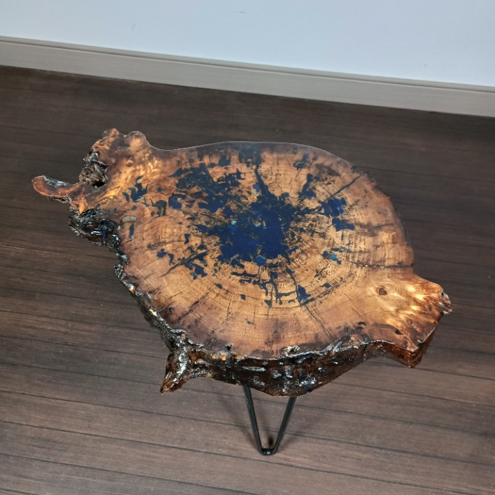 Table de Coin Résine Époxy & Bois