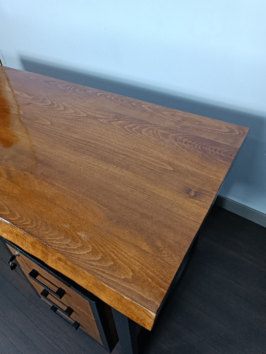 Bureau en Résine & Hêtre avec Caisson 3 Tiroirs