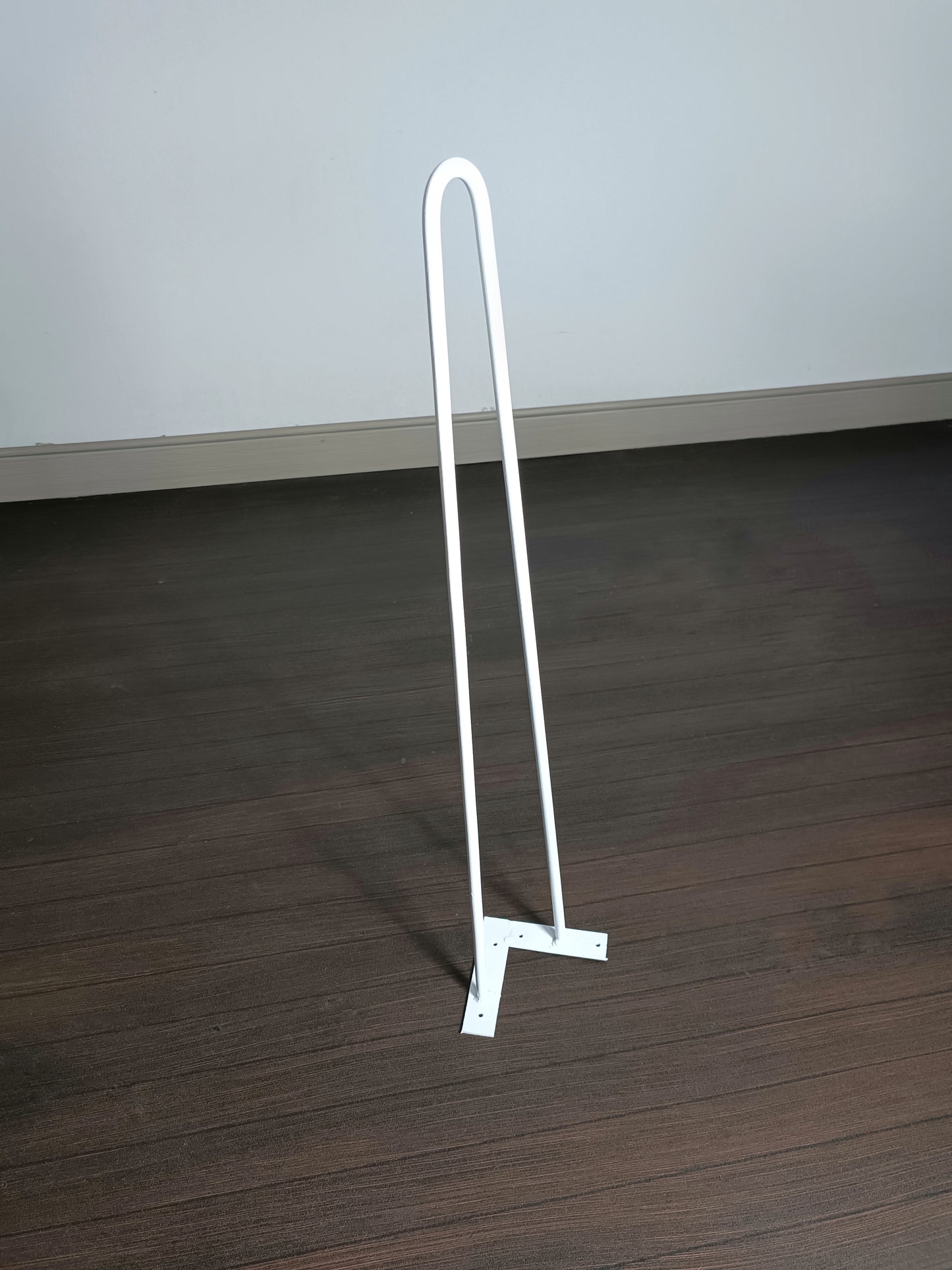 Hairpin legs cintre